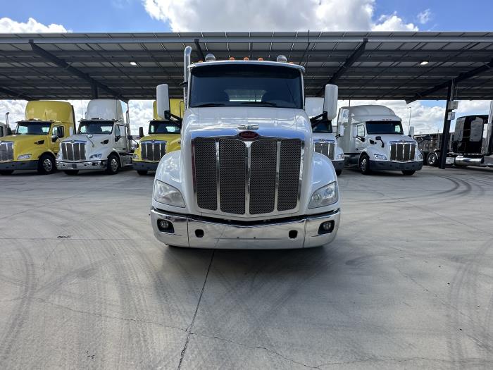 2018 Peterbilt 579-10