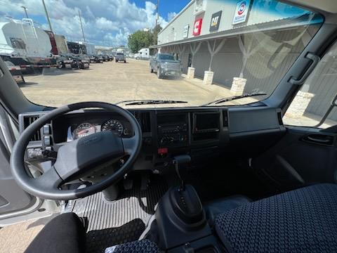 2025 Isuzu NPR-HD-11