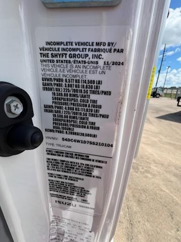 2025 Isuzu NPR-HD-18