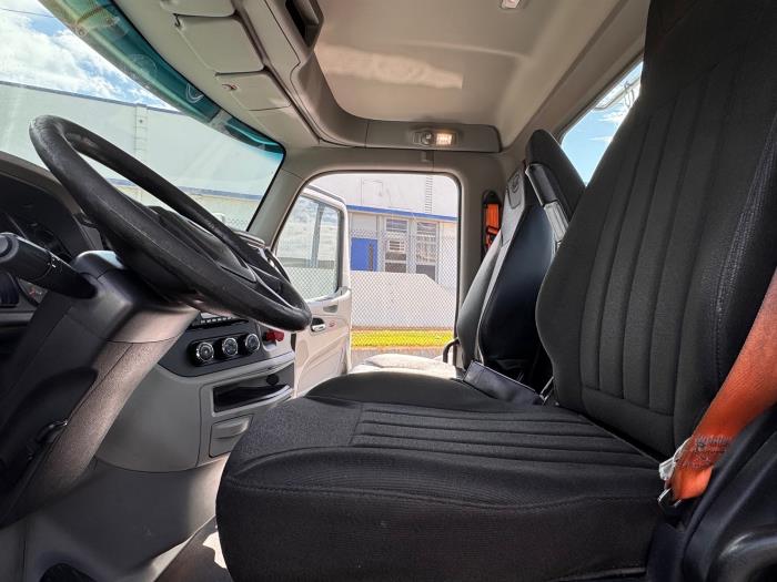 2021 Peterbilt 579-11