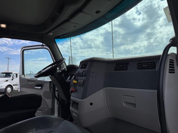 2021 Peterbilt 579-10