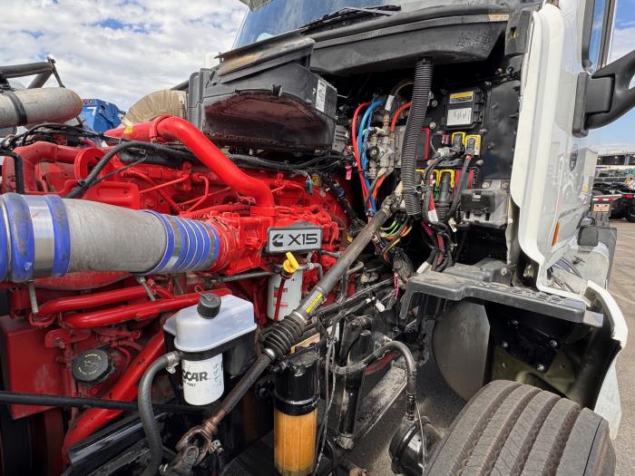 2021 Peterbilt 579-9