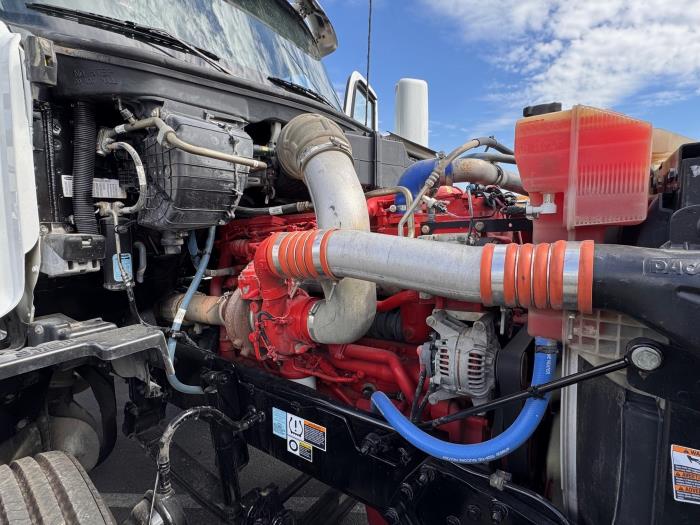 2021 Peterbilt 579-10