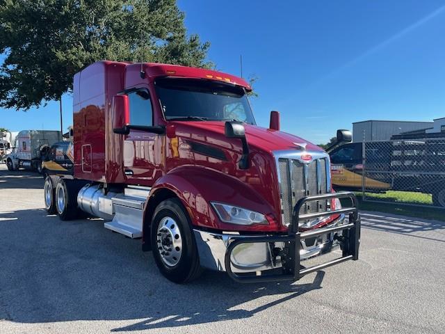 2022 Peterbilt 579-11