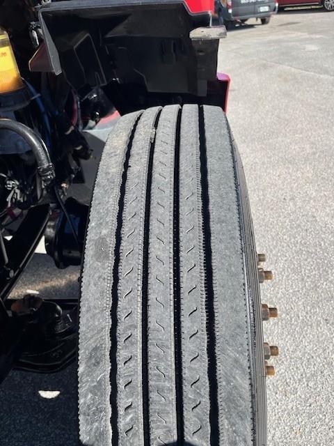 2022 Peterbilt 579-16