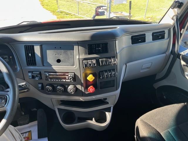 2022 Peterbilt 579-22