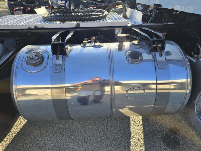 2020 Peterbilt 567-16