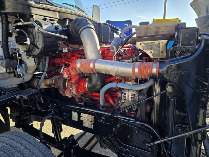 2020 Peterbilt 567-22