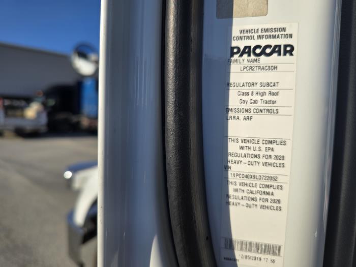 2020 Peterbilt 567-24