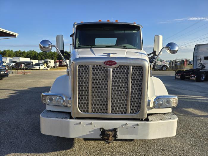 2020 Peterbilt 567-8