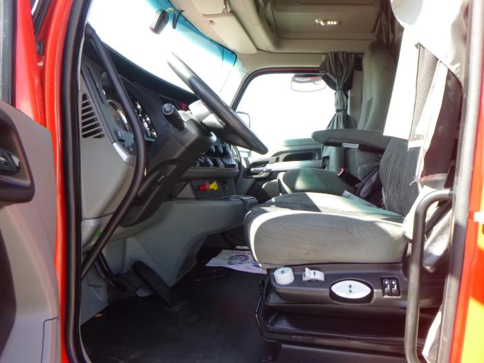 2021 Kenworth T680-14