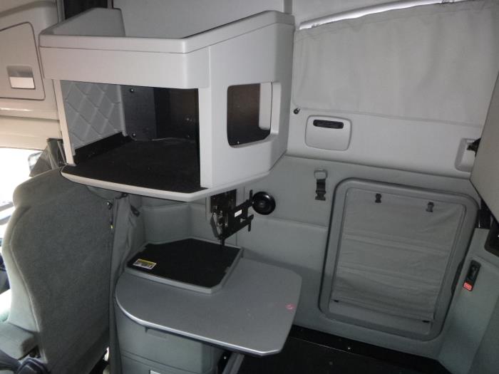 2021 Kenworth T680-18