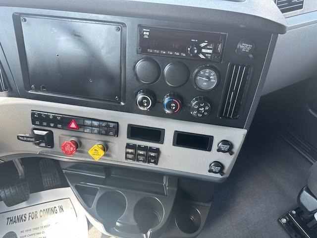 2021 Freightliner Cascadia-5