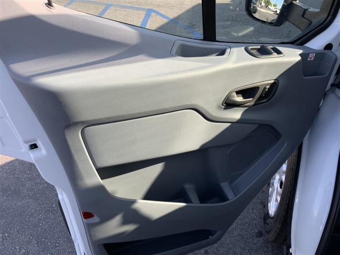 2025 Ford Transit-350-15