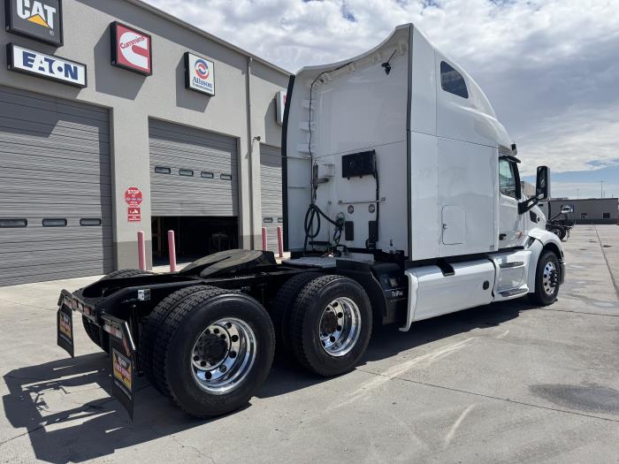 2022 Peterbilt 579-5