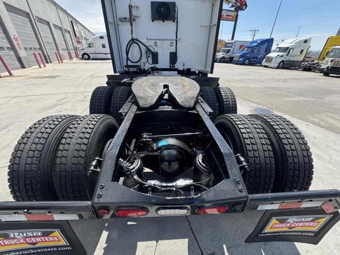 2022 Peterbilt 579-10