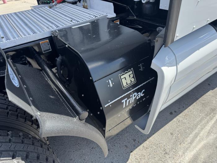 2022 Peterbilt 579-12