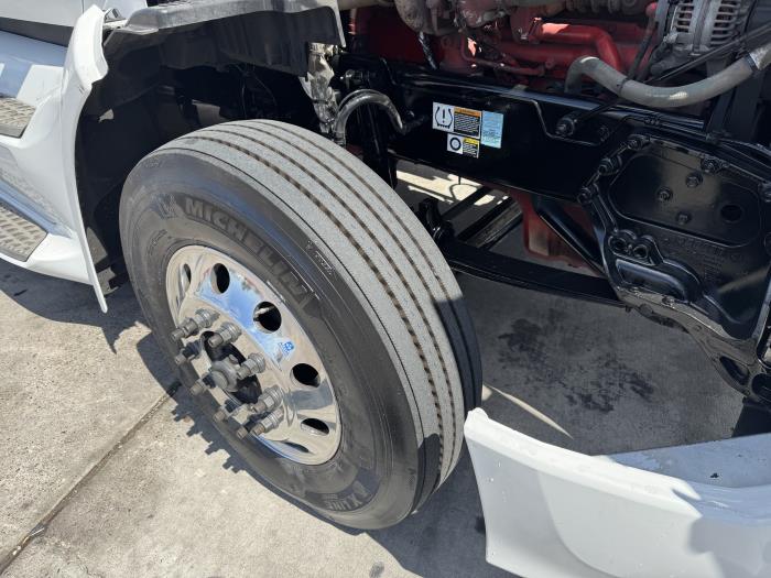 2022 Peterbilt 579-16