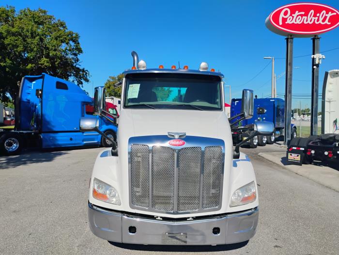 2020 Peterbilt 579 photo 3