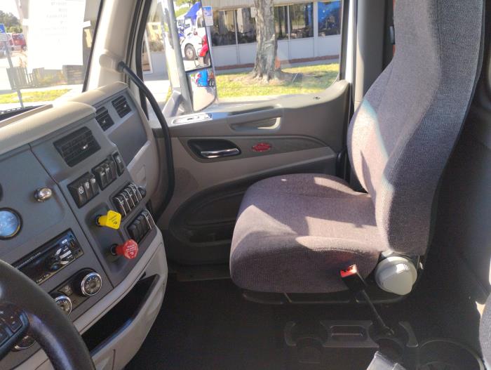 2020 Peterbilt 579-14