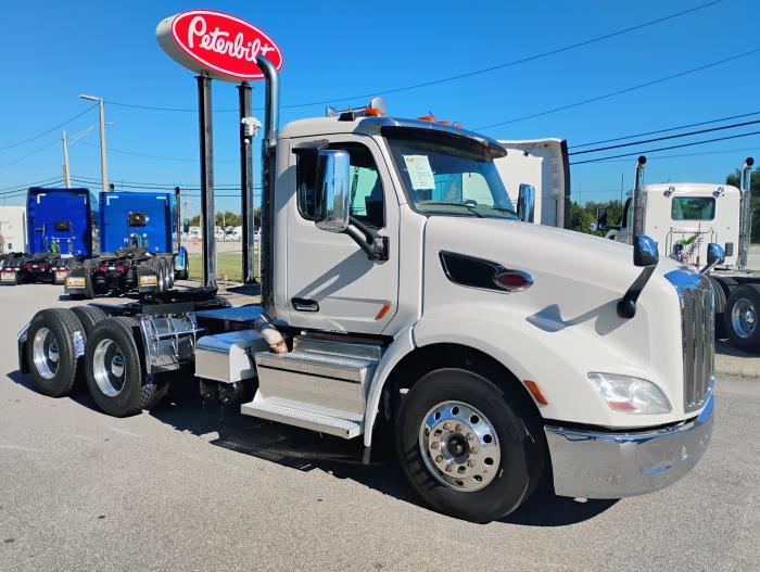 2020 Peterbilt 579-9