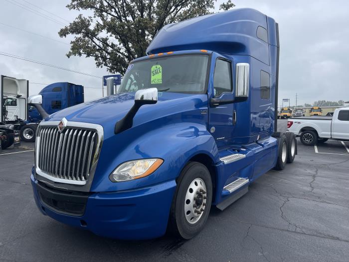 2020 International LT625-1