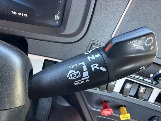 2024 Kenworth T680-4