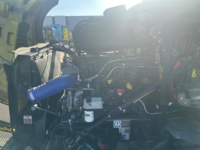 2024 Kenworth T680-8