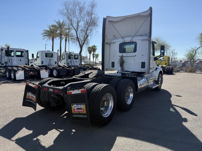 2020 Peterbilt 579-5
