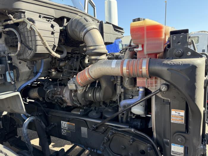 2020 Peterbilt 579-9