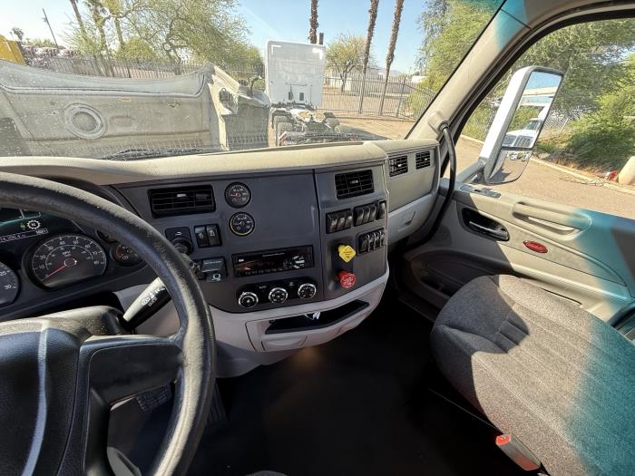 2020 Peterbilt 579-13