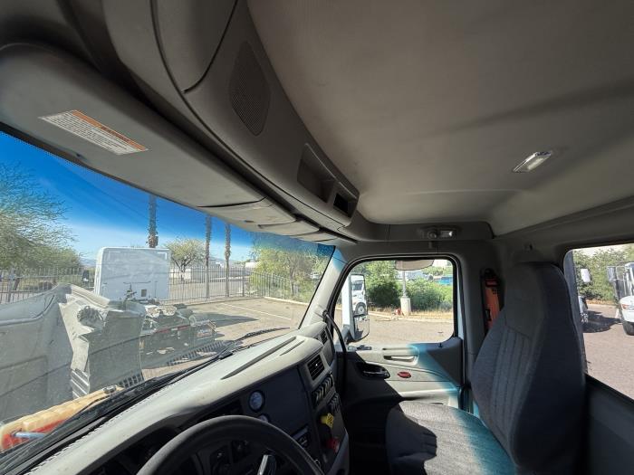 2020 Peterbilt 579-15