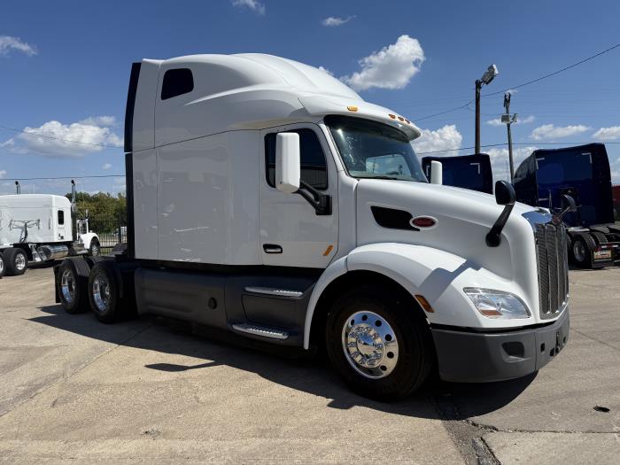 2021 Peterbilt 579-18