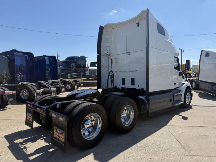 2021 Peterbilt 579-19