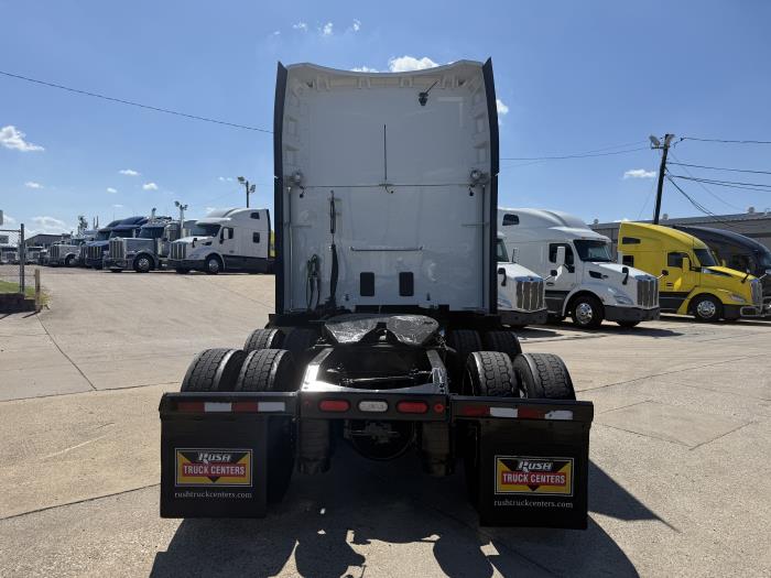 2021 Peterbilt 579-4