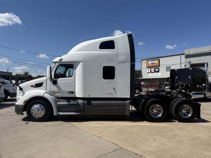 2021 Peterbilt 579 photo 3