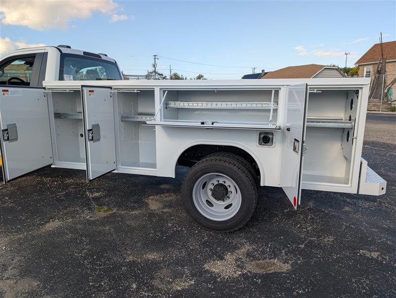 2025 Ford F-450 Regular Cab DRW 4x4 Reading Service Truck for sale #1941643 - photo 10