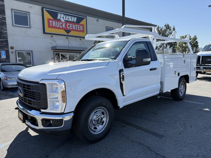 2026 Ford F-250 XL photo 2