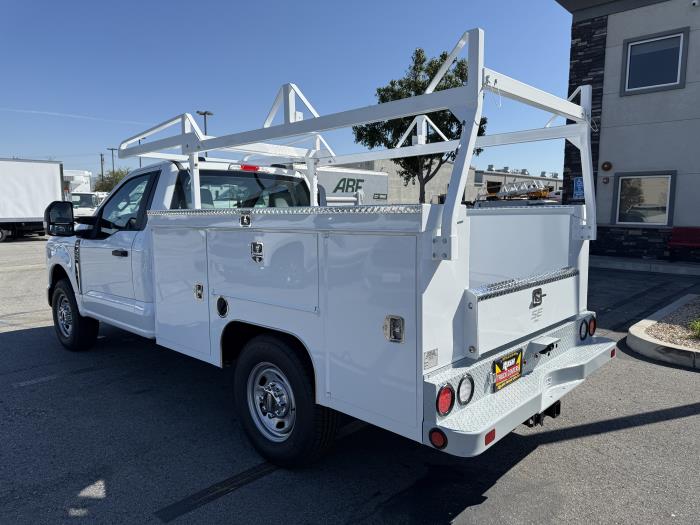 2026 Ford F-250 XL photo 4