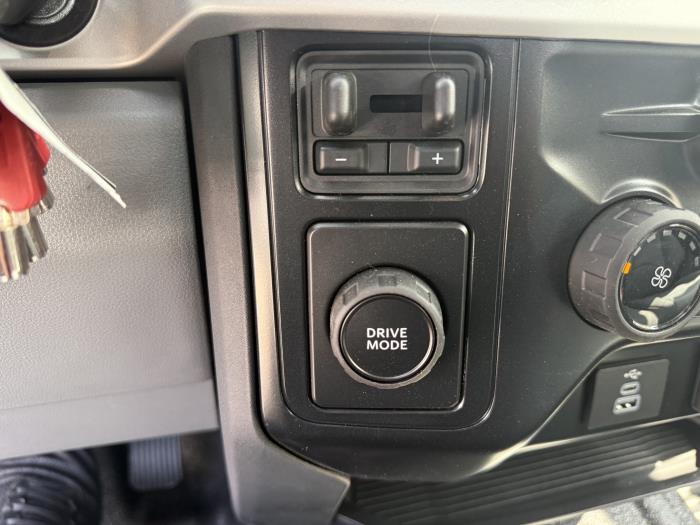 2025 Ford F-550-30