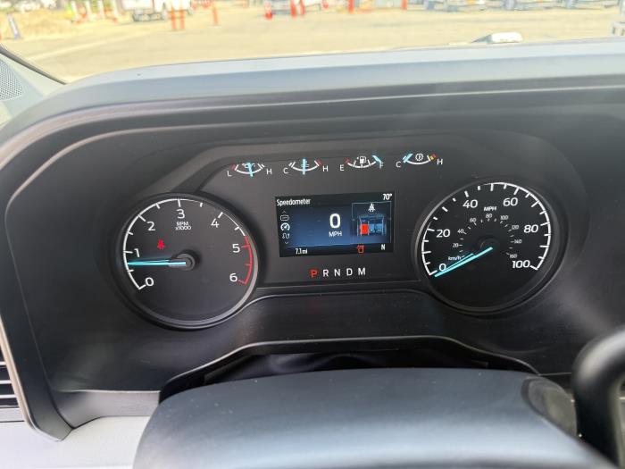 2025 Ford F-550-31