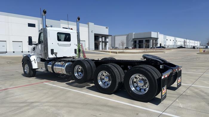 2026 Peterbilt 567-7