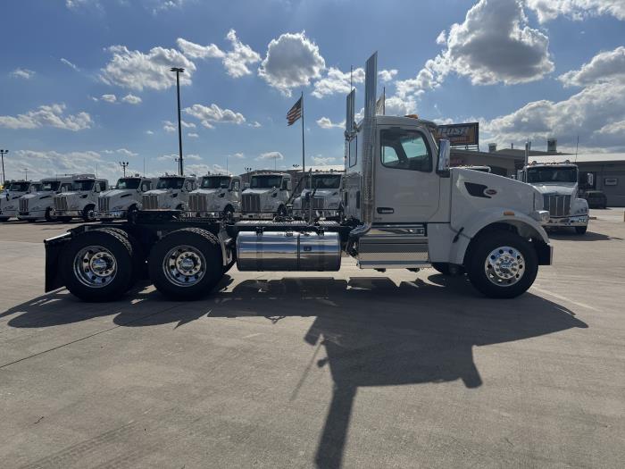 2026 Peterbilt 567-6