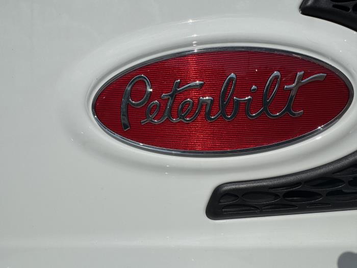2026 Peterbilt 567-9