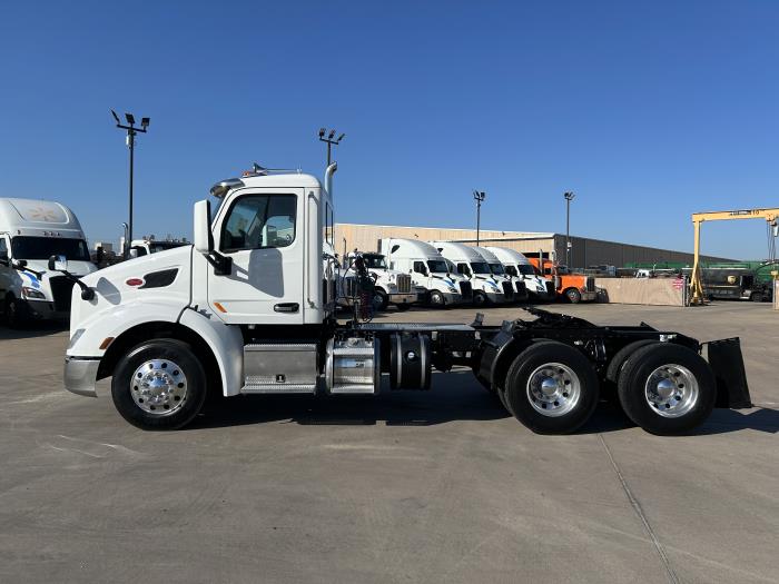 2019 Peterbilt 579-2