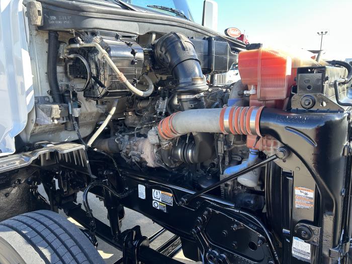 2019 Peterbilt 579-18