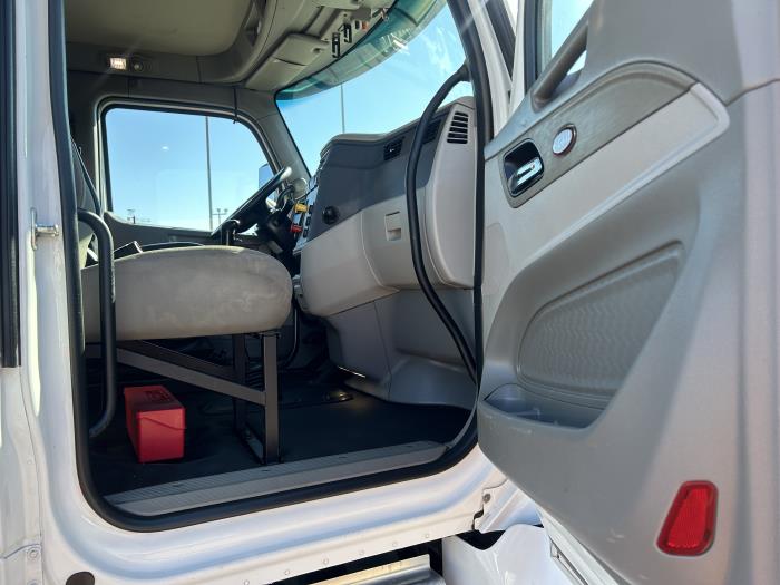2019 Peterbilt 579-21