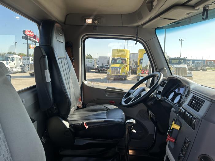 2019 Peterbilt 579-22