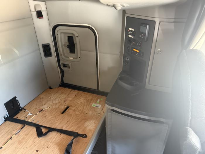 2022 Peterbilt 579-39