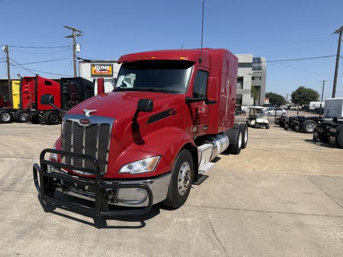 2022 Peterbilt 579-3
